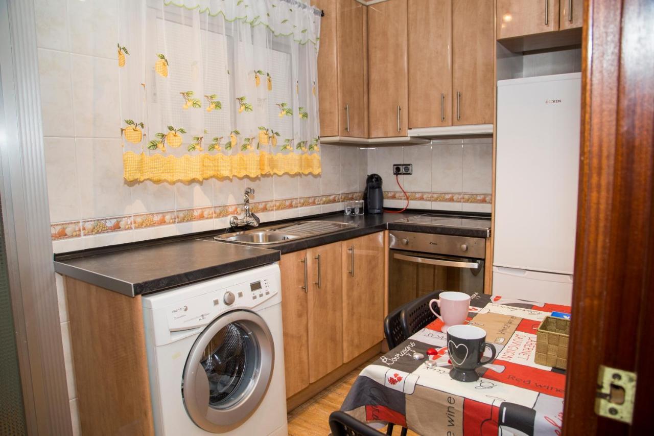 Apartamento Reus 1 - Parking Gratuito Exterior photo